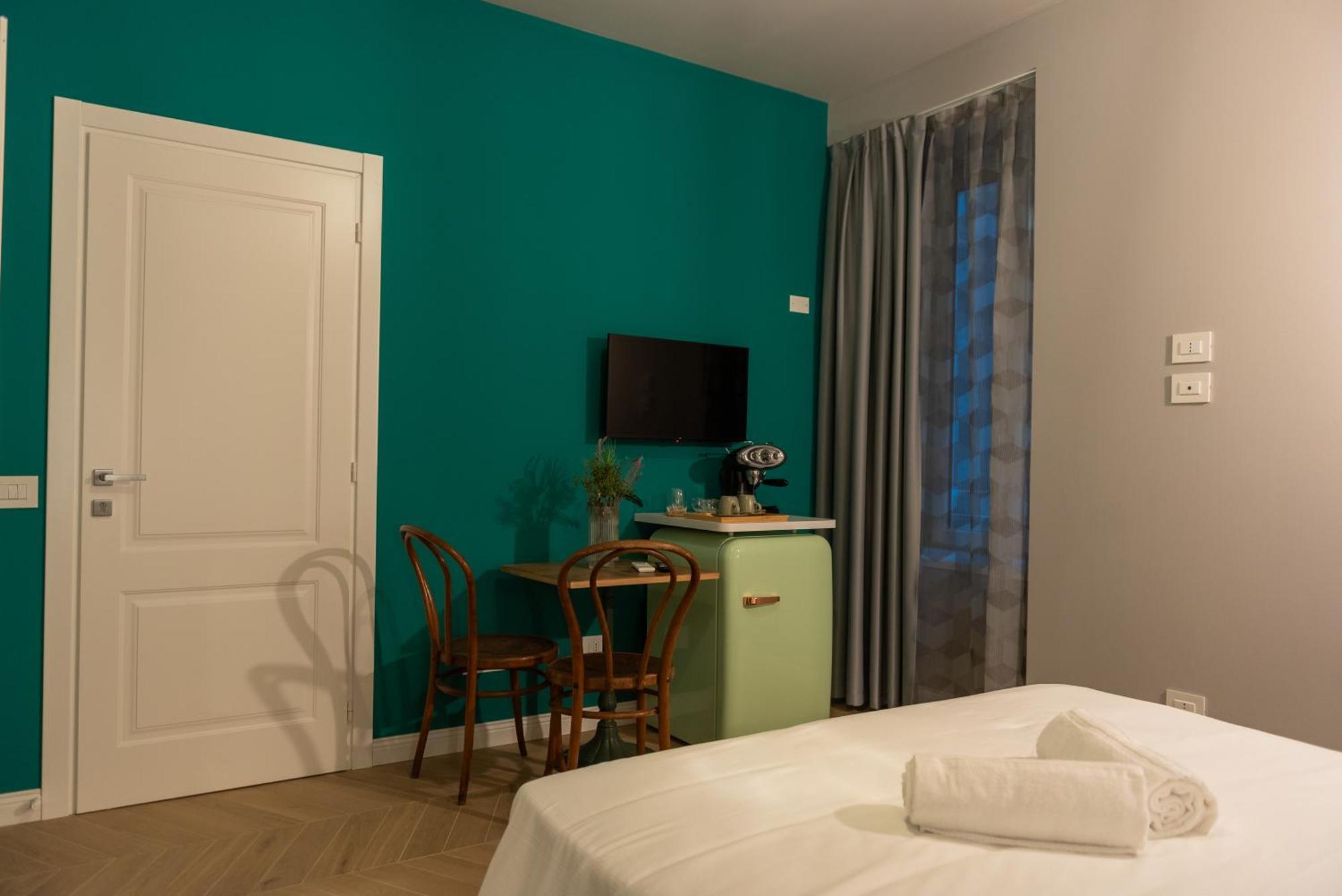 Sophia Boutique Suites Trieste Bagian luar foto
