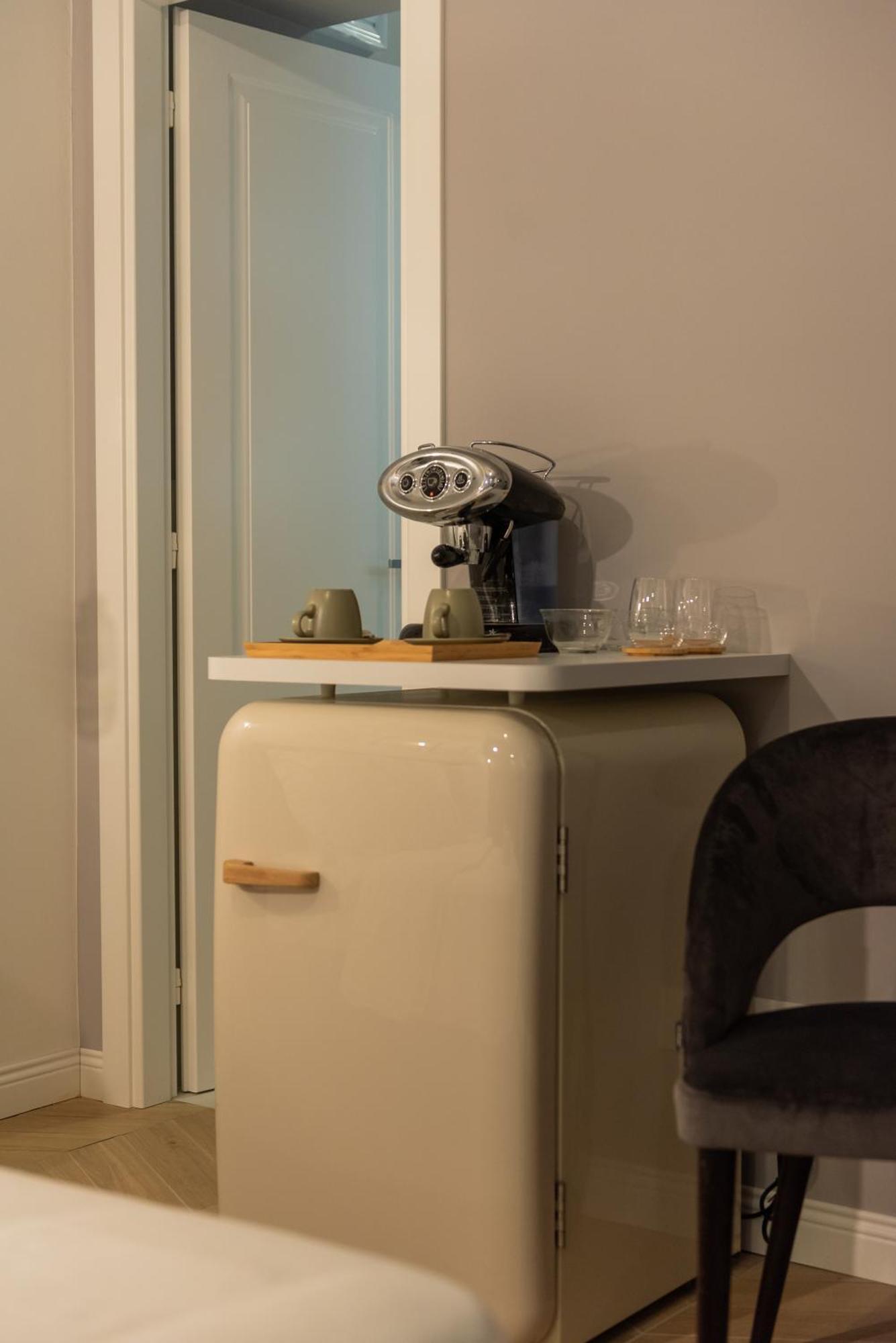 Sophia Boutique Suites Trieste Bagian luar foto
