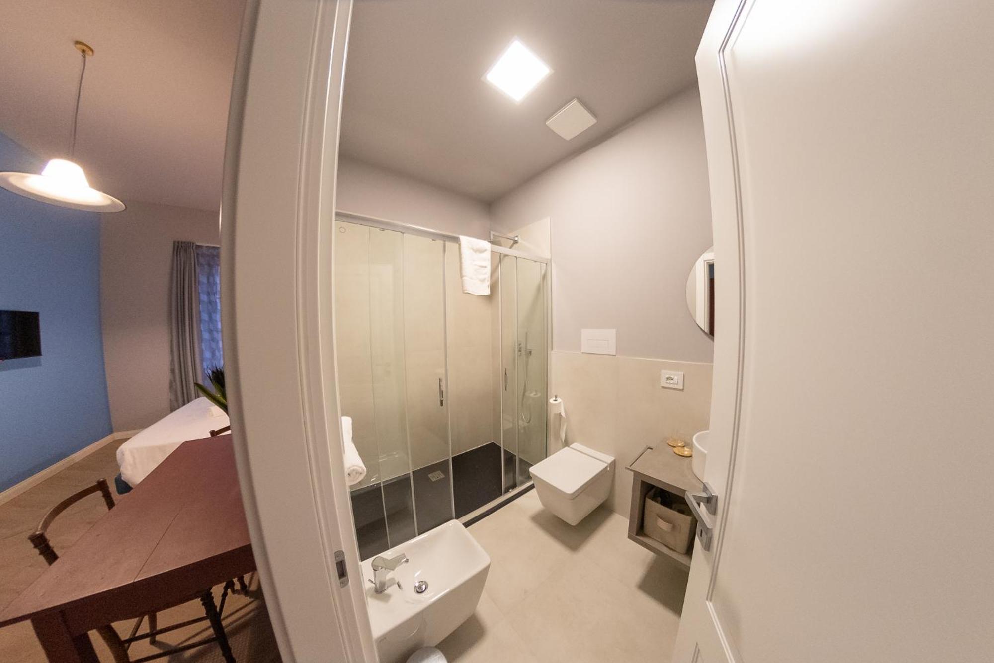 Sophia Boutique Suites Trieste Bagian luar foto