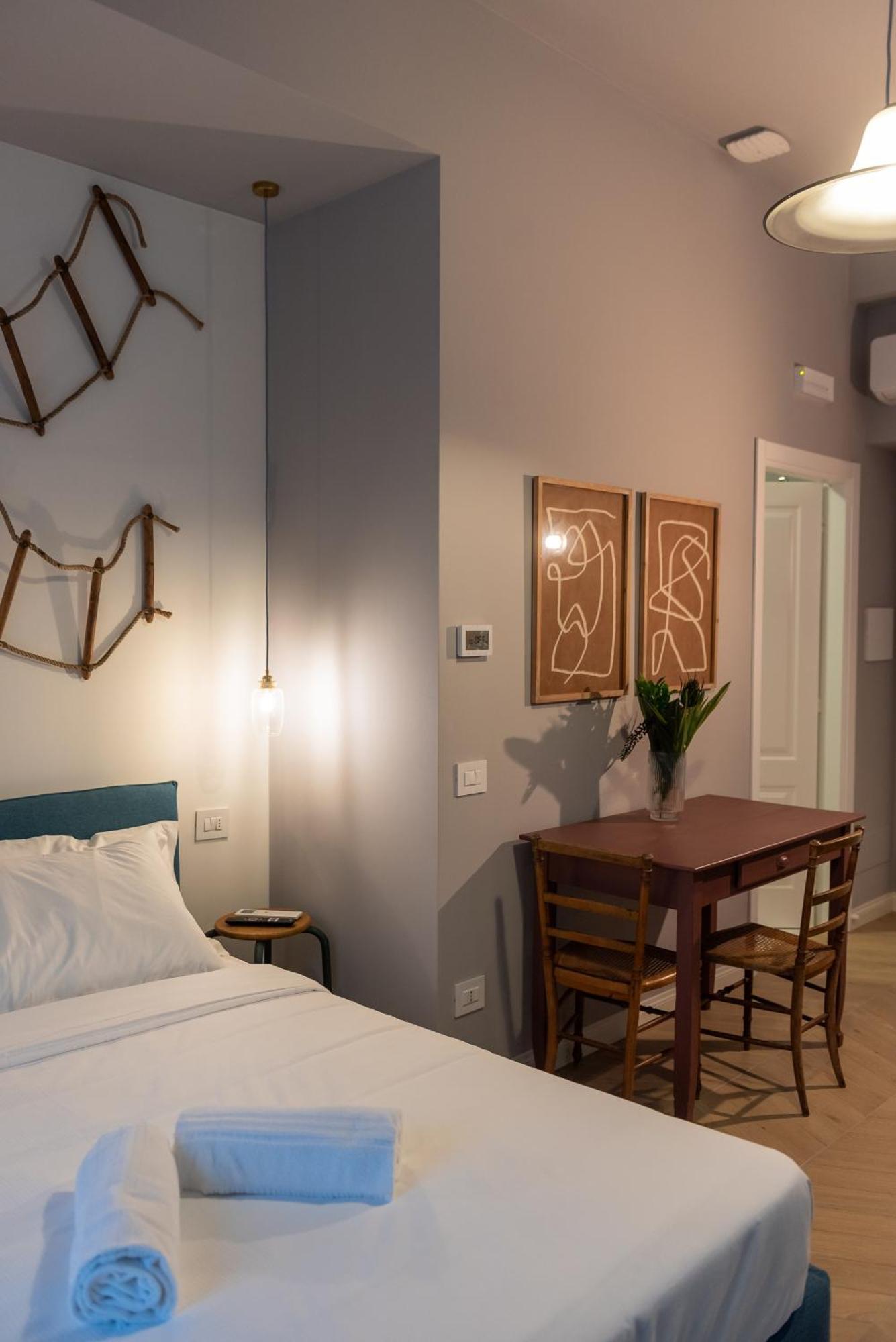 Sophia Boutique Suites Trieste Bagian luar foto